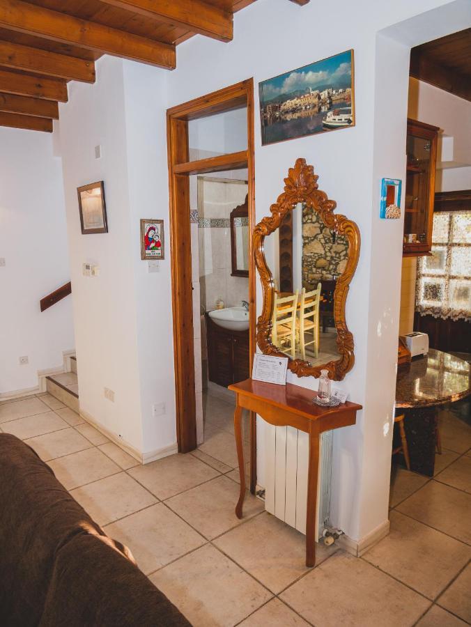 Revecca House Villa Agios Mamas Eksteriør billede