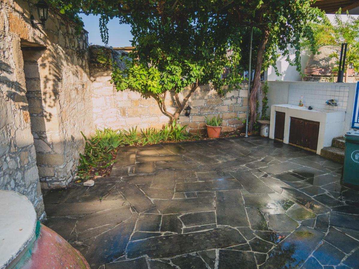 Revecca House Villa Agios Mamas Eksteriør billede